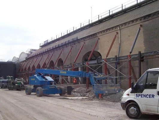 brick015 - Greenleaf Contractors | Sandblasting And Pressure Washing | UK Dirty Bricks Cleaned with the Sand Jet At Hull's Paragon Station