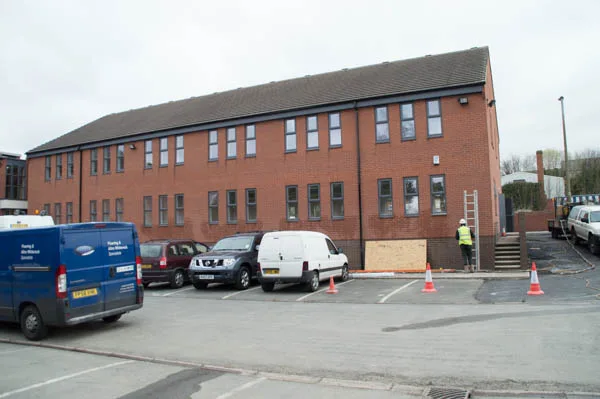 pwash004 - Greenleaf Contractors | Sandblasting And Pressure Washing | UK Dirty Bricks in Derbyshire - cleaned with a pressure washer